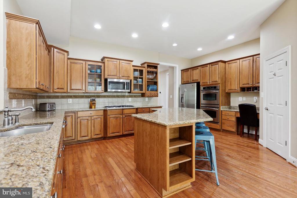 17205 DEWPOINT PLACE