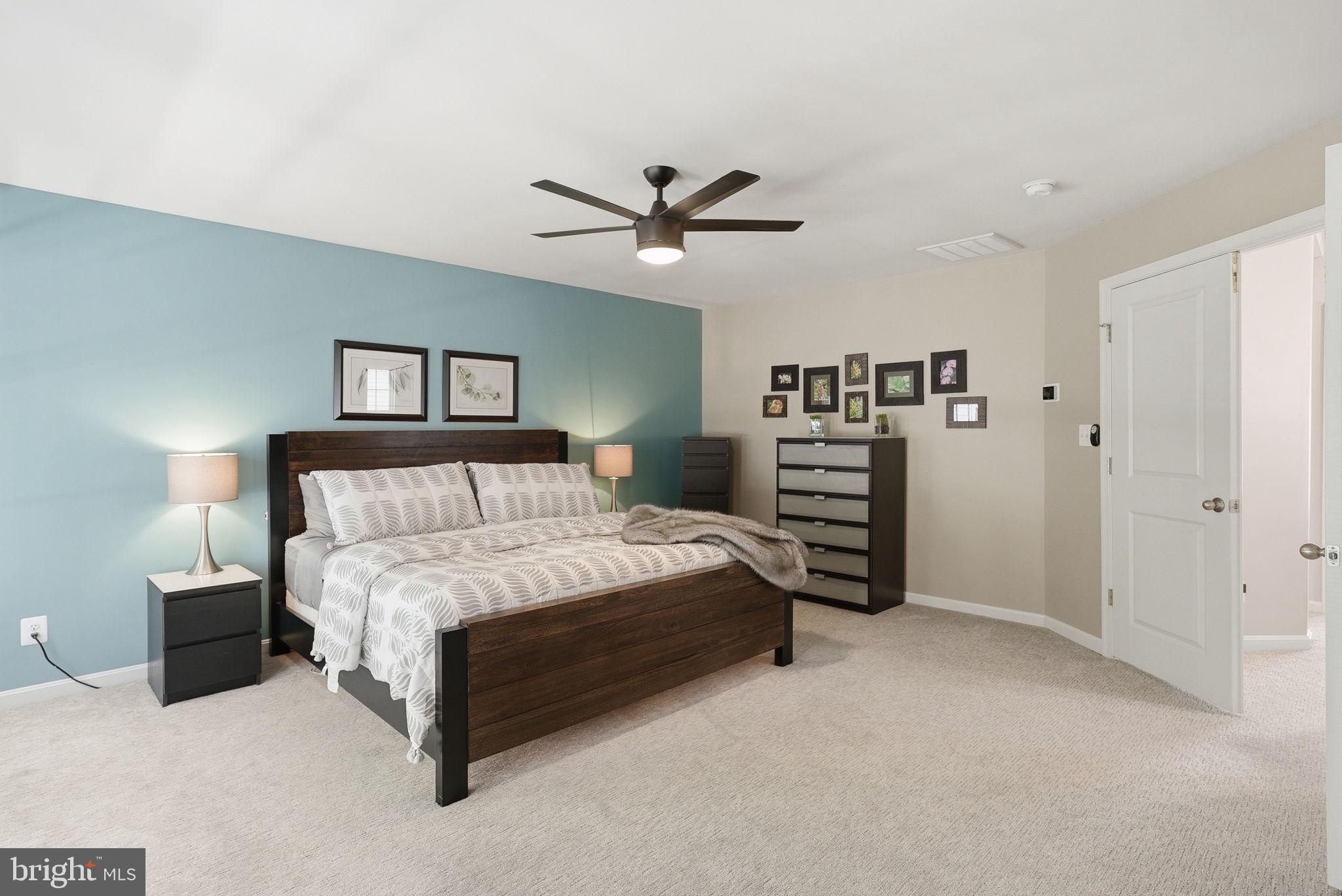 43264 SUNDERLEIGH SQUARE