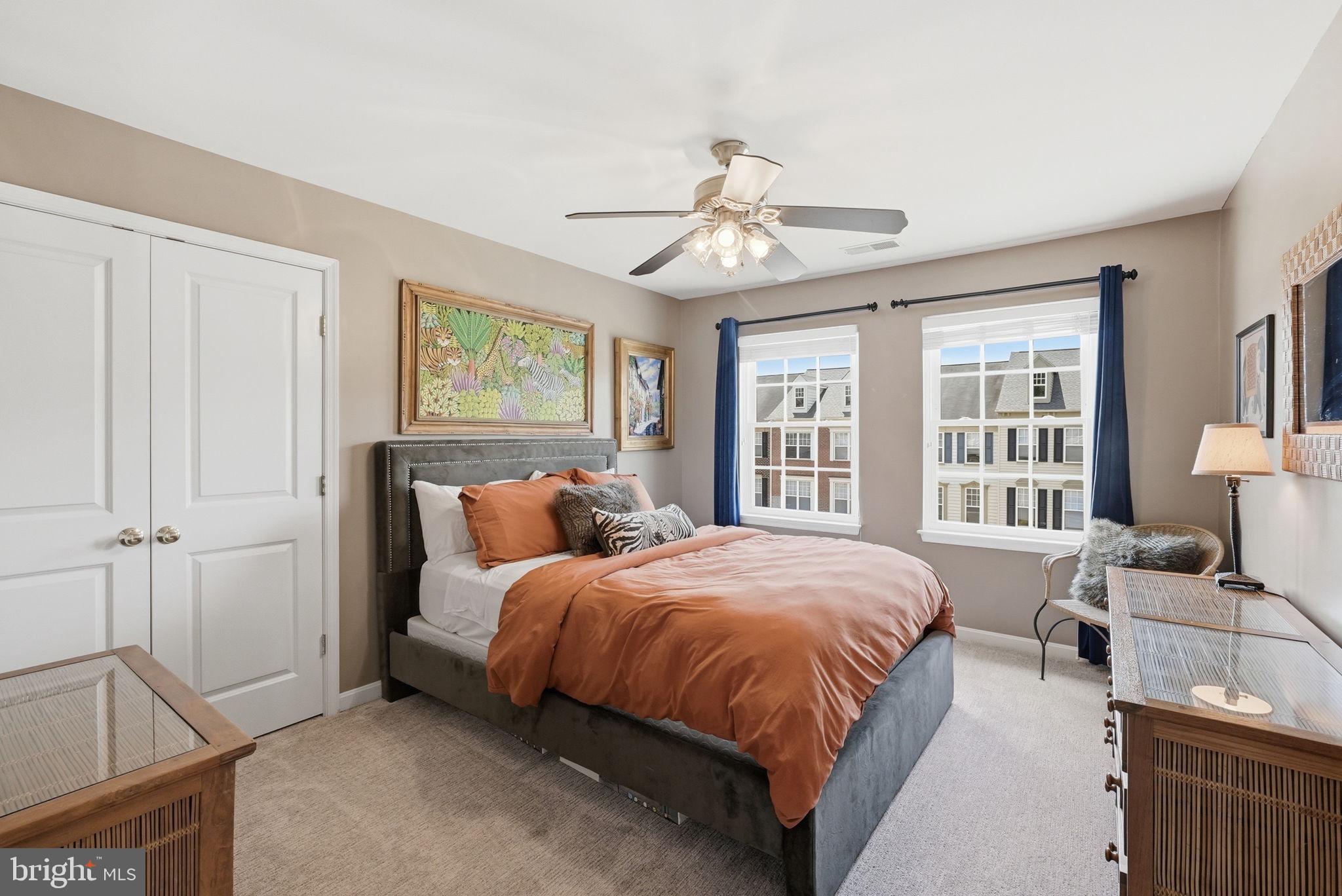 43264 SUNDERLEIGH SQUARE