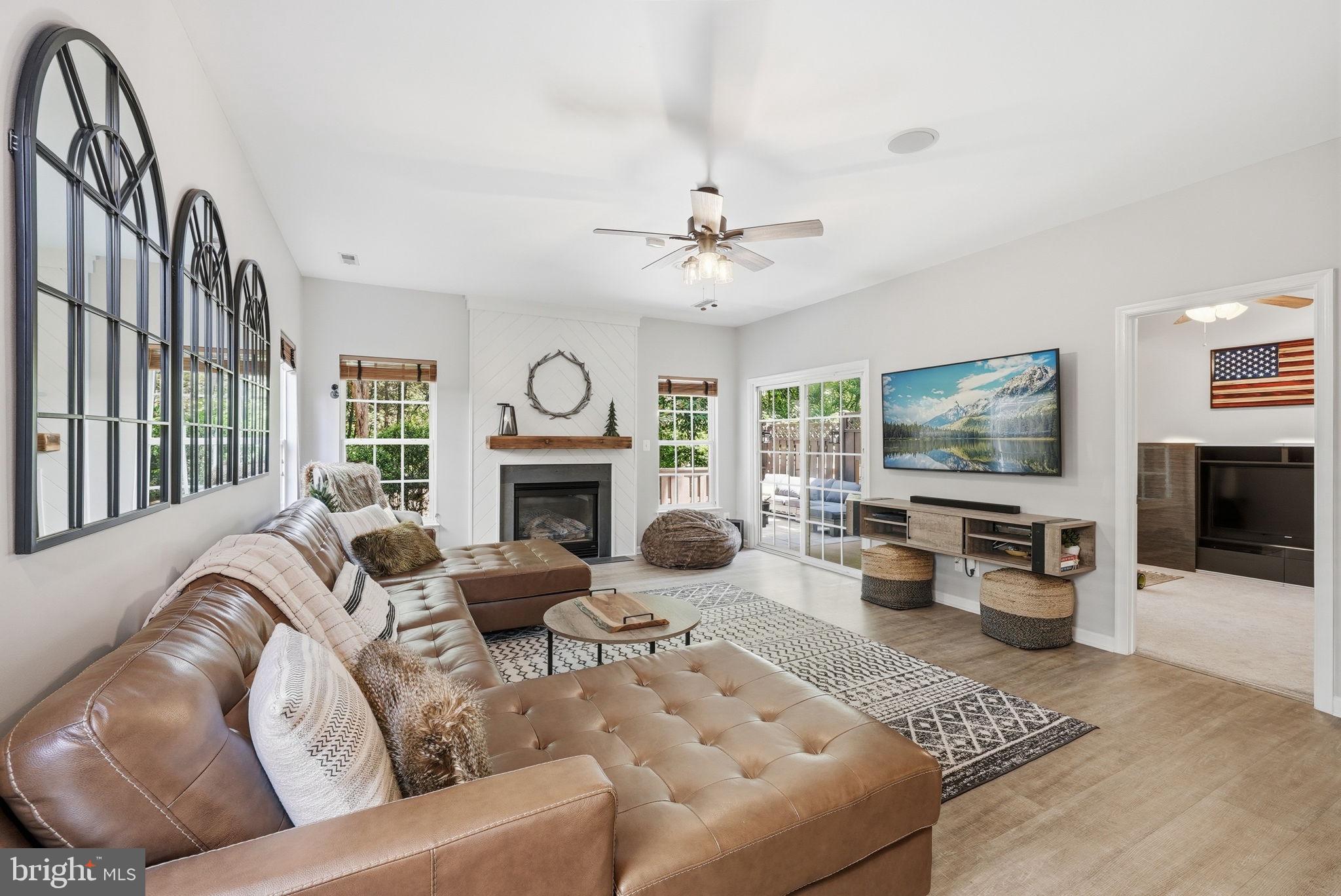 43264 SUNDERLEIGH SQUARE