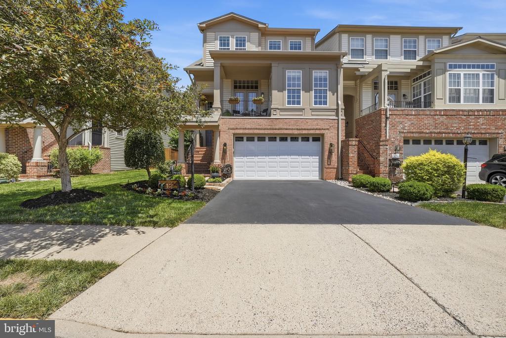 43264 SUNDERLEIGH SQUARE