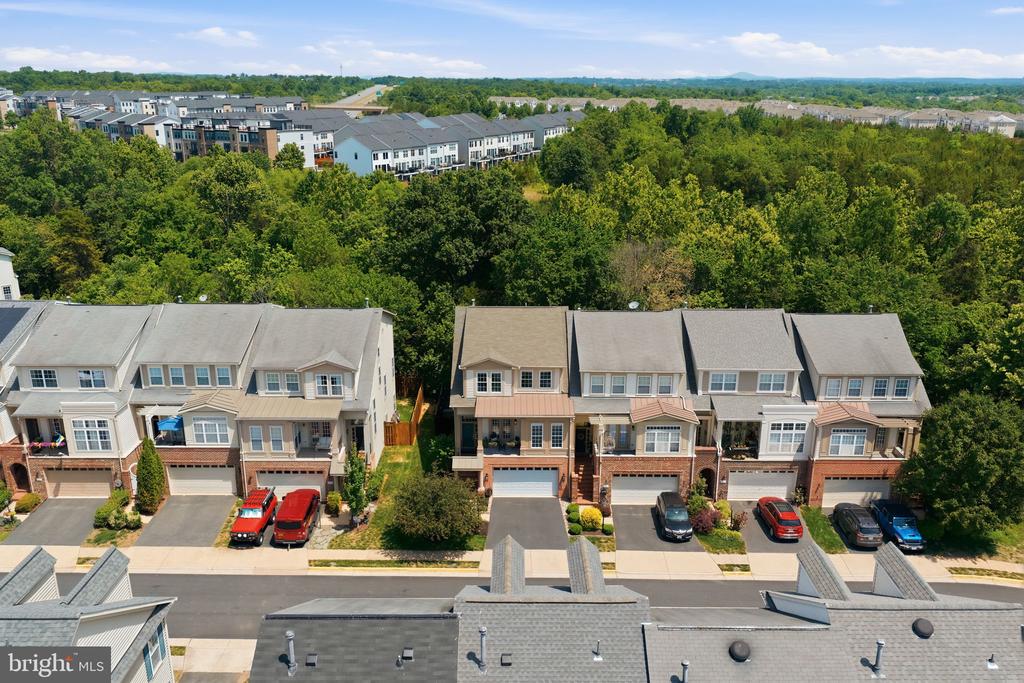43264 SUNDERLEIGH SQUARE