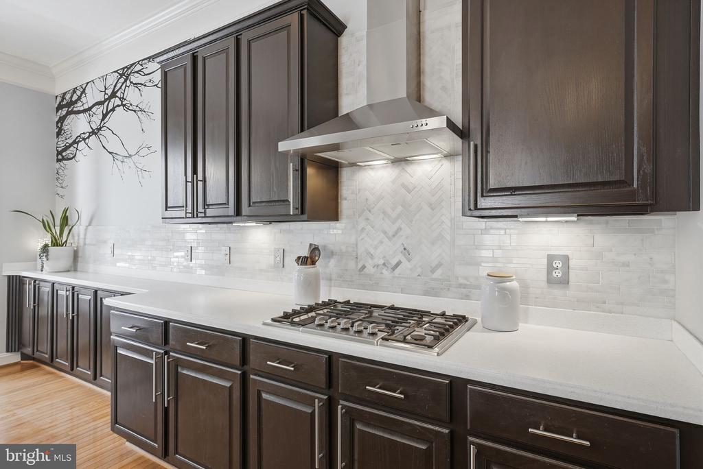 43264 SUNDERLEIGH SQUARE