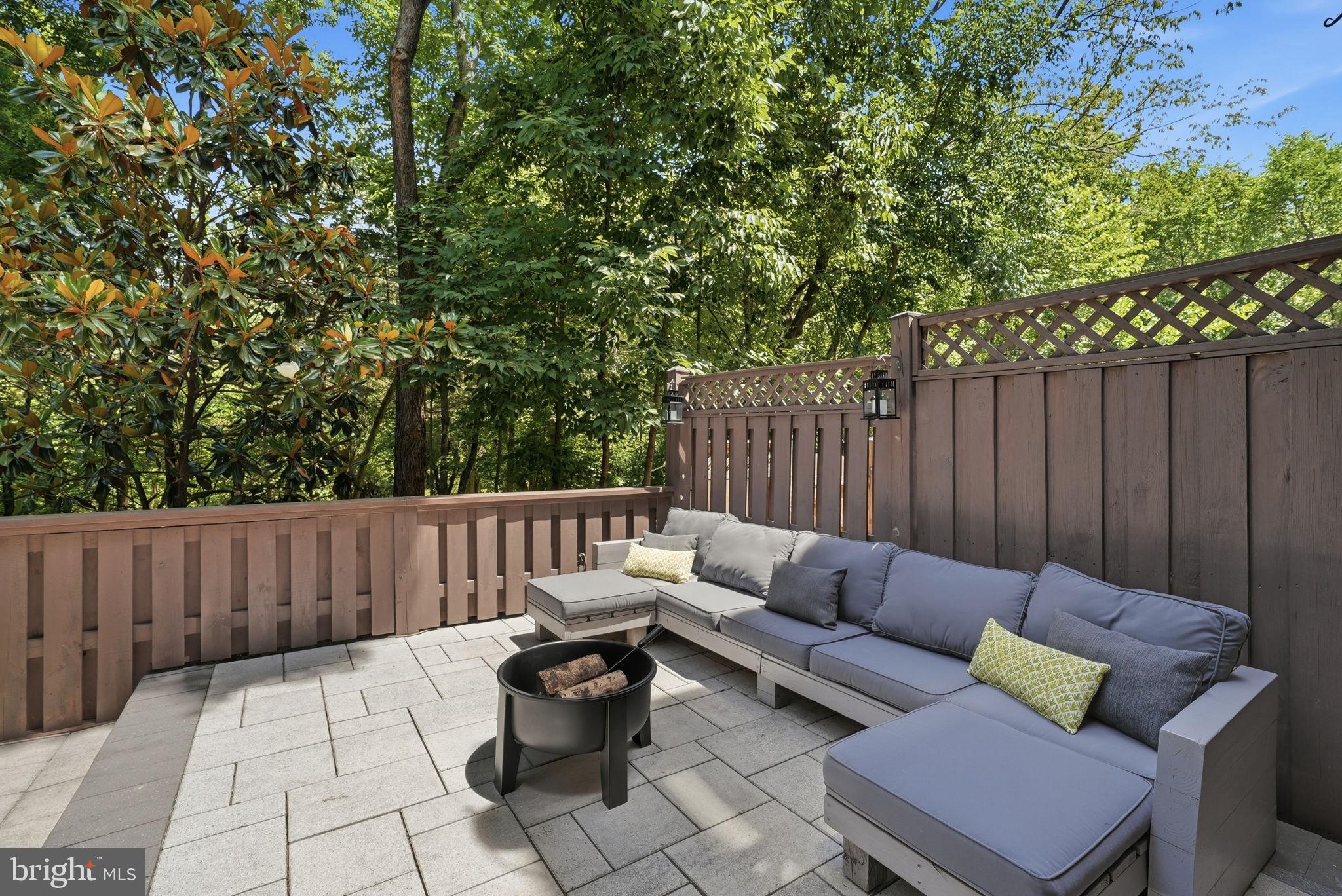 43264 SUNDERLEIGH SQUARE