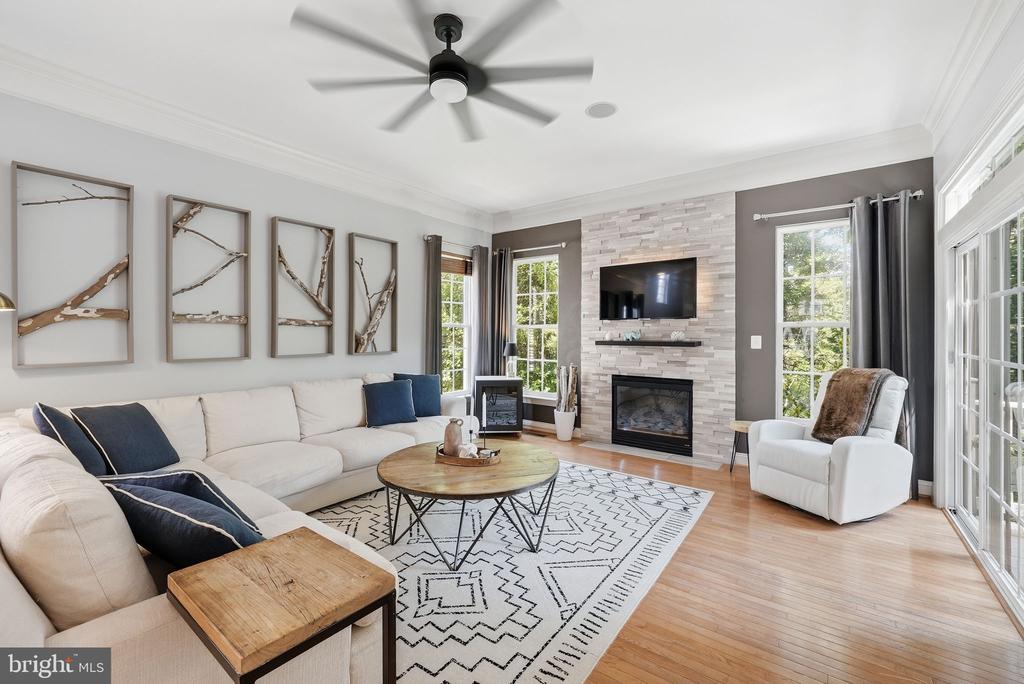 43264 SUNDERLEIGH SQUARE