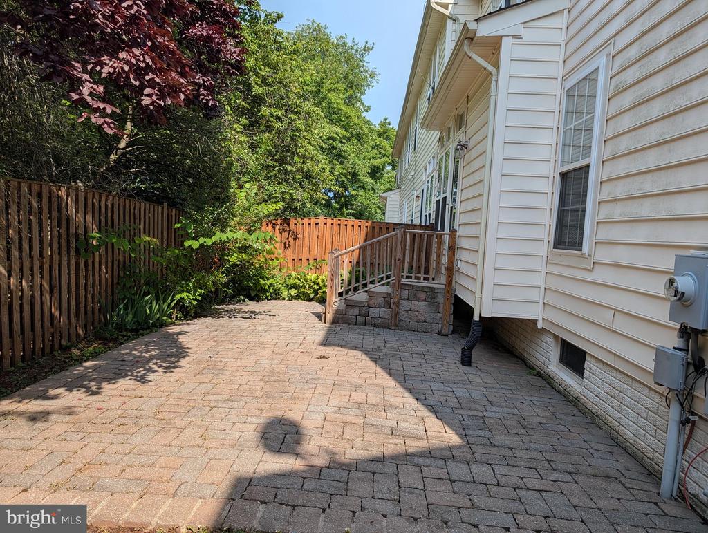 44476 LIVONIA TERRACE