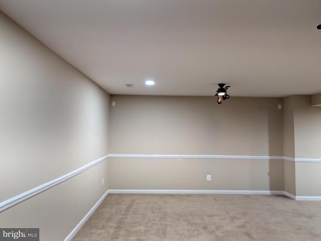 44476 LIVONIA TERRACE