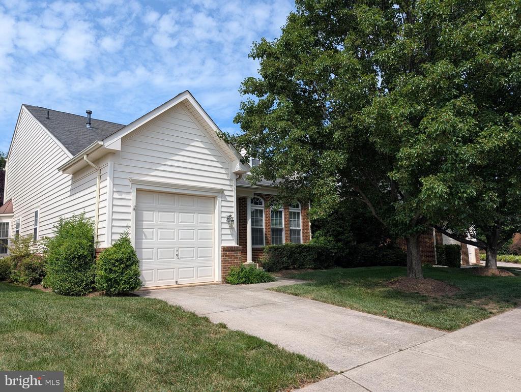 44476 LIVONIA TERRACE