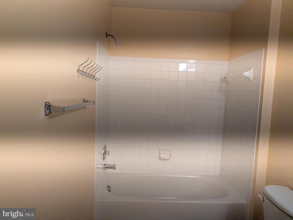 44476 LIVONIA TERRACE