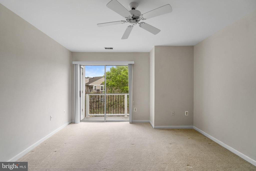 20604 CORNSTALK TERRACE 301