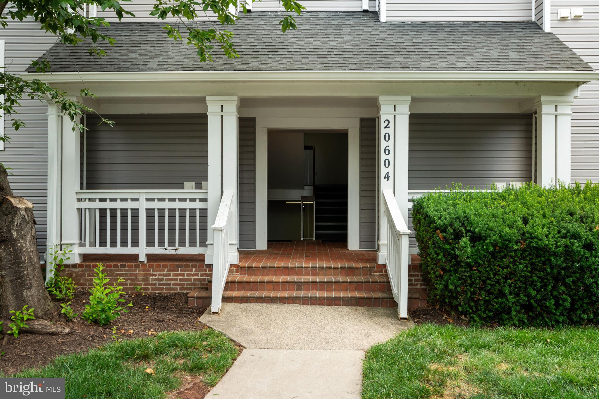 20604 CORNSTALK TERRACE 301