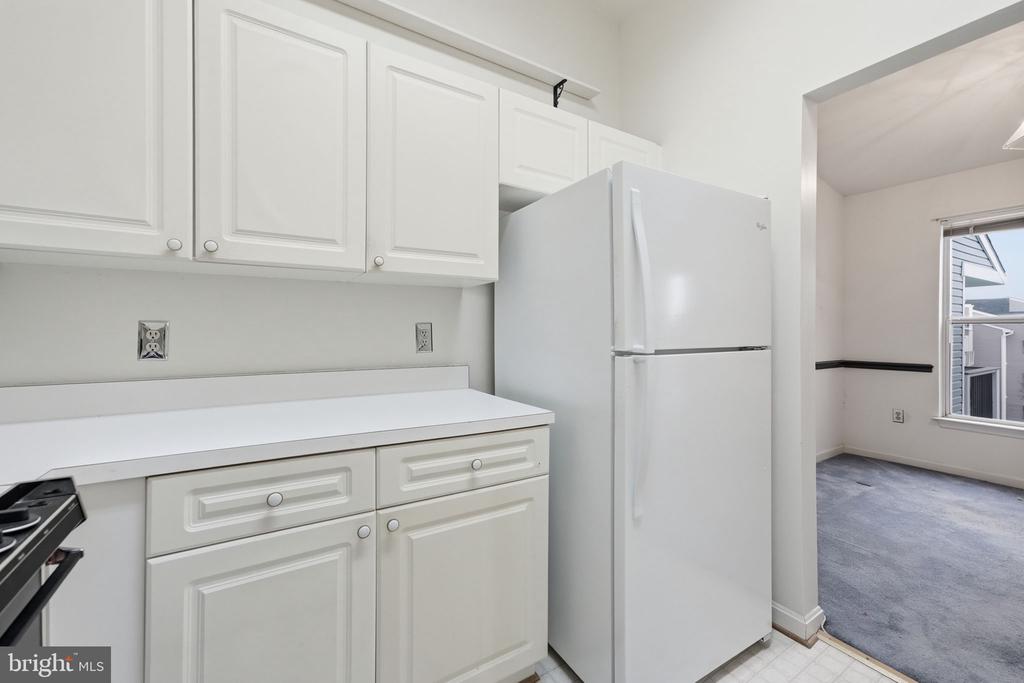 44116 NATALIE TERRACE 301