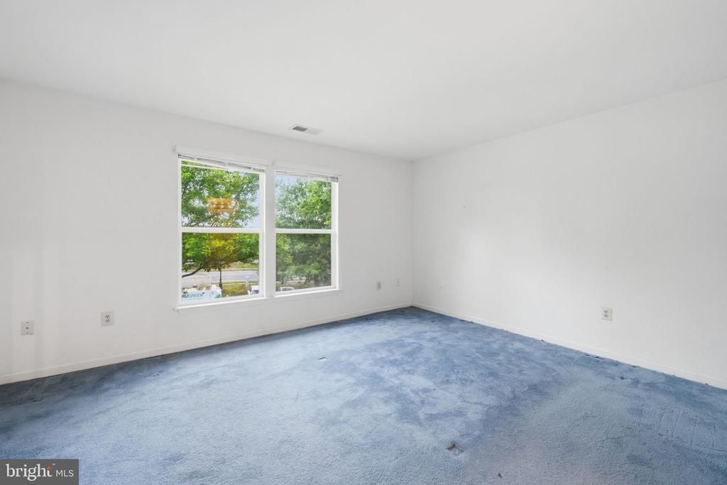 44116 NATALIE TERRACE 301