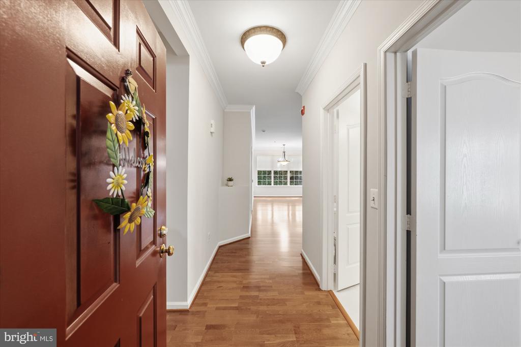 20903 CEDARPOST SQUARE Unit: 102
