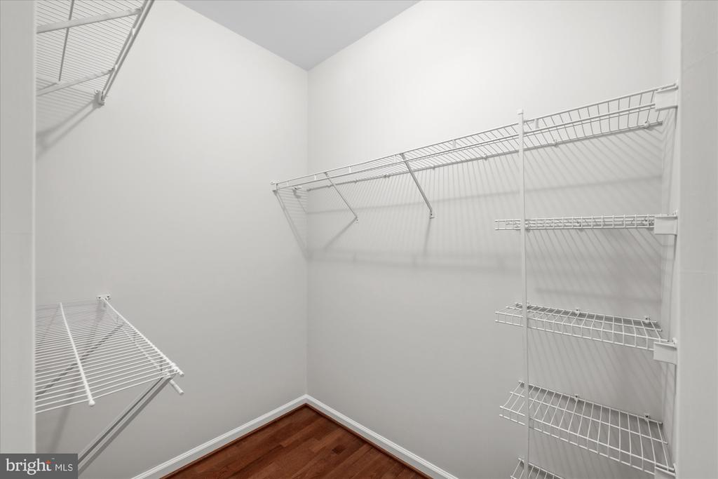20903 CEDARPOST SQUARE Unit: 102