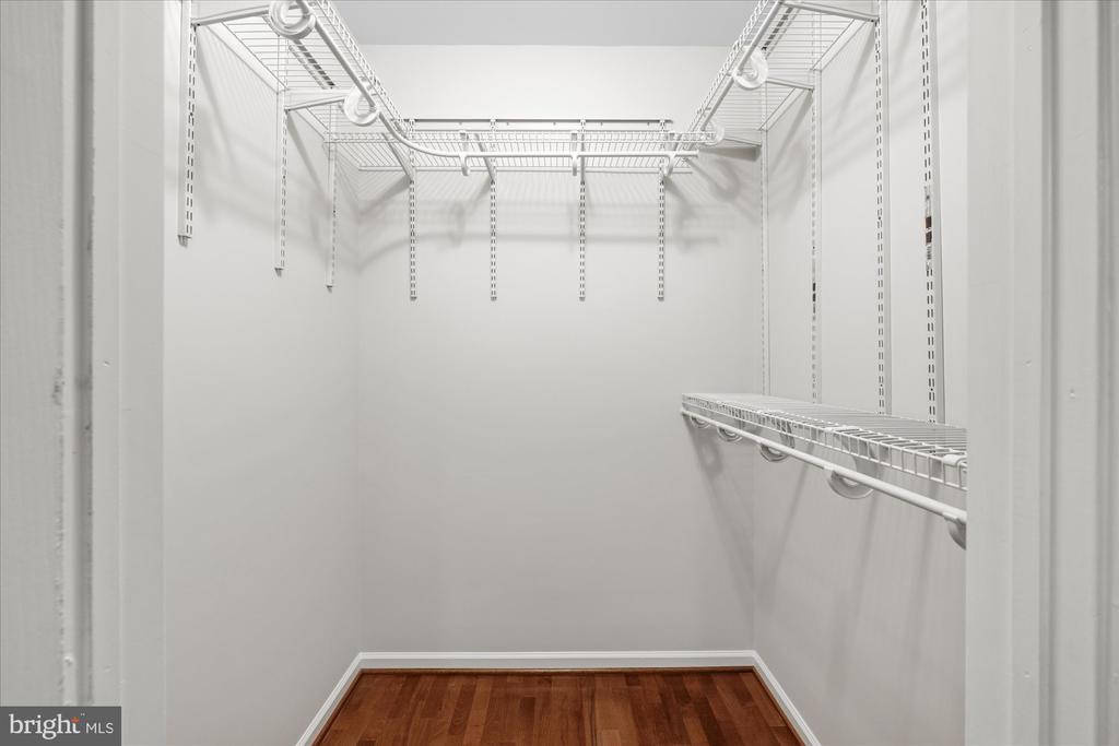 20903 CEDARPOST SQUARE Unit: 102