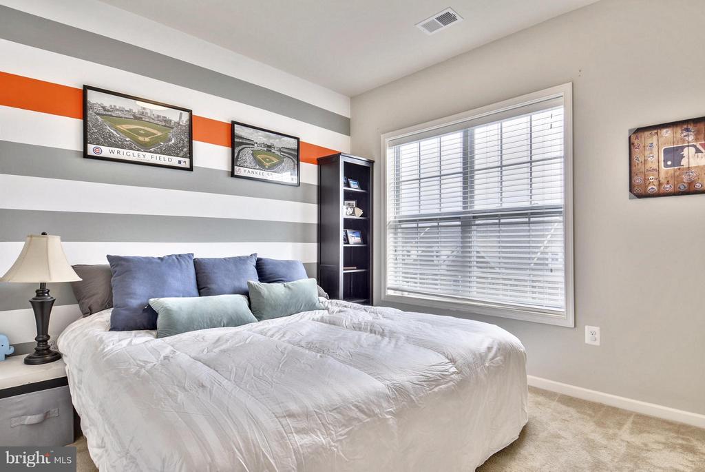 23487 LOGANS RIDGE TERRACE