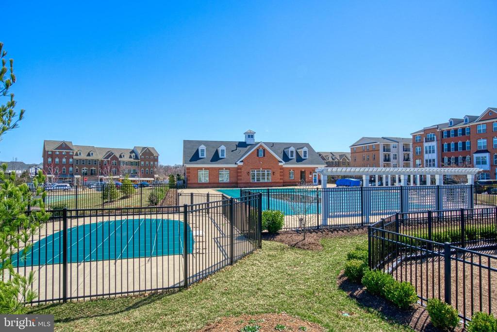 23487 LOGANS RIDGE TERRACE
