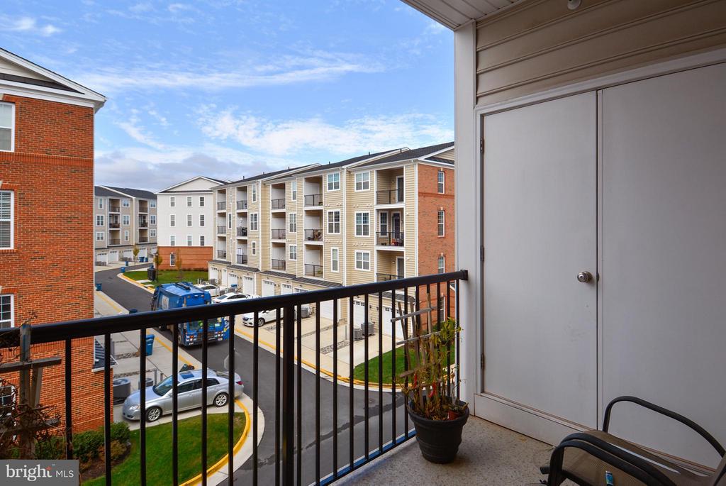 23487 LOGANS RIDGE TERRACE