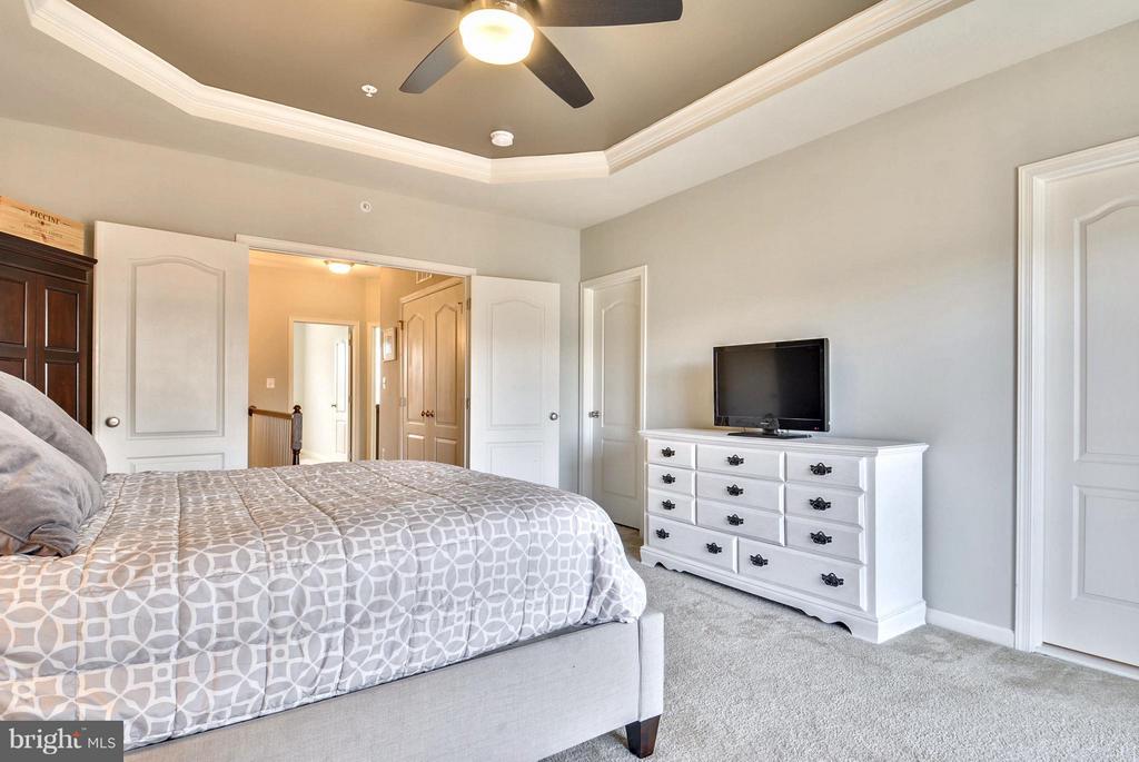 23487 LOGANS RIDGE TERRACE