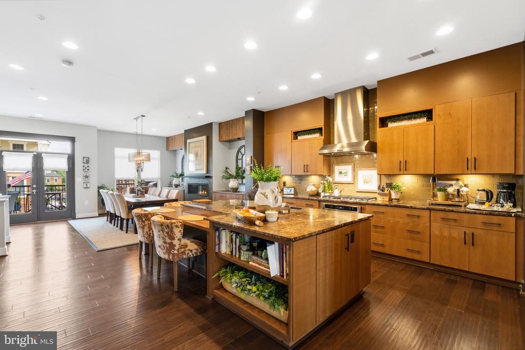 208 RAILBENDER ALLEY SE