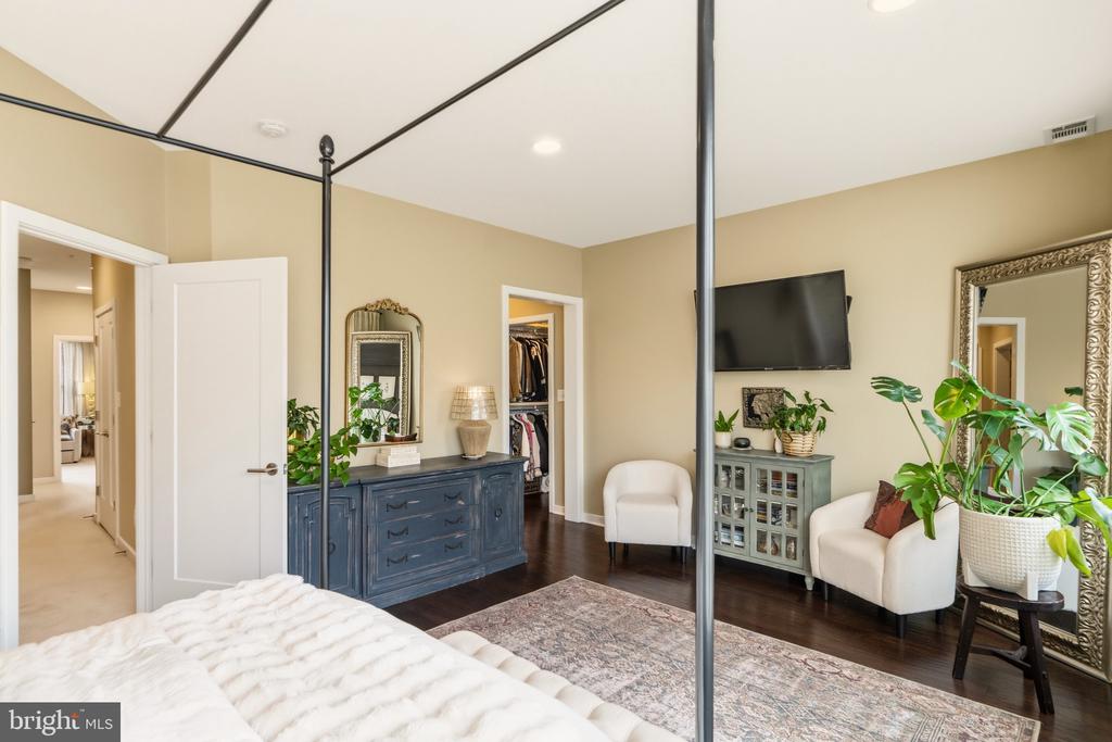 208 RAILBENDER ALLEY SE