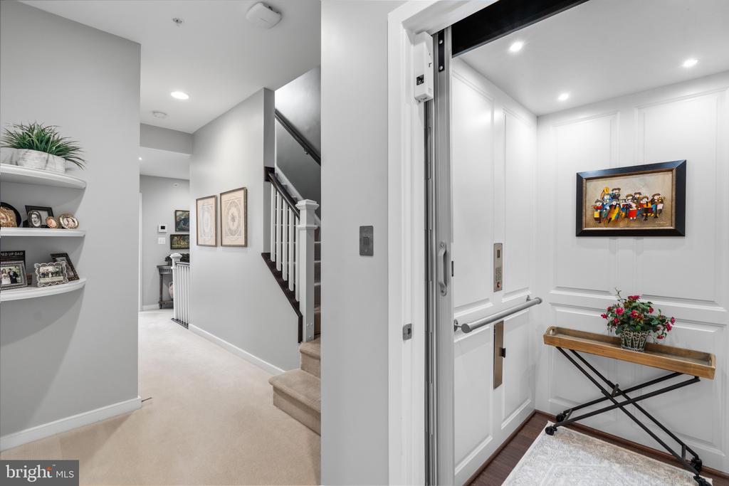 208 RAILBENDER ALLEY SE