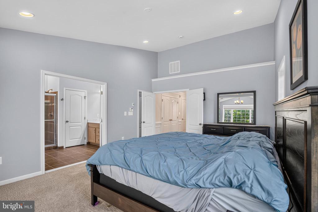 43283 MITCHAM SQUARE
