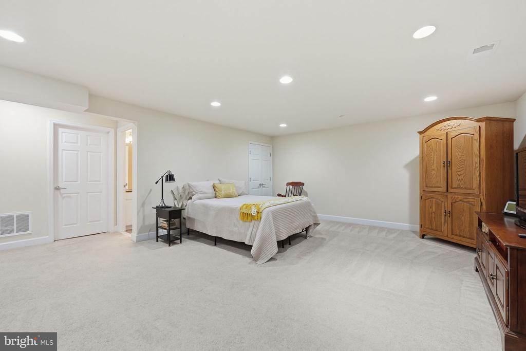 20789 RED CEDAR DRIVE