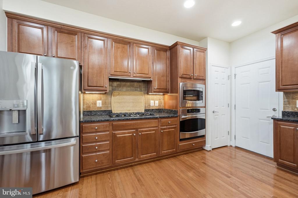 20789 RED CEDAR DRIVE