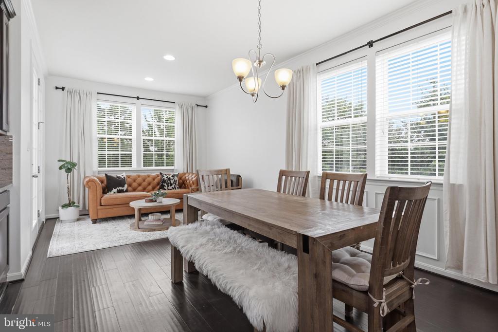 42251 DEAN CHAPEL SQUARE