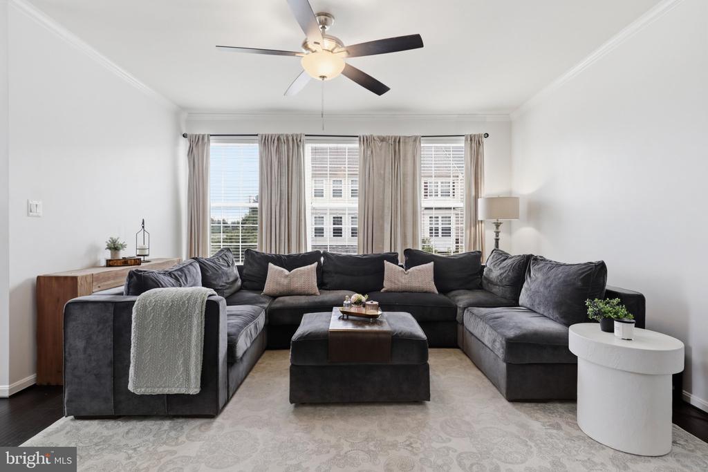 42251 DEAN CHAPEL SQUARE