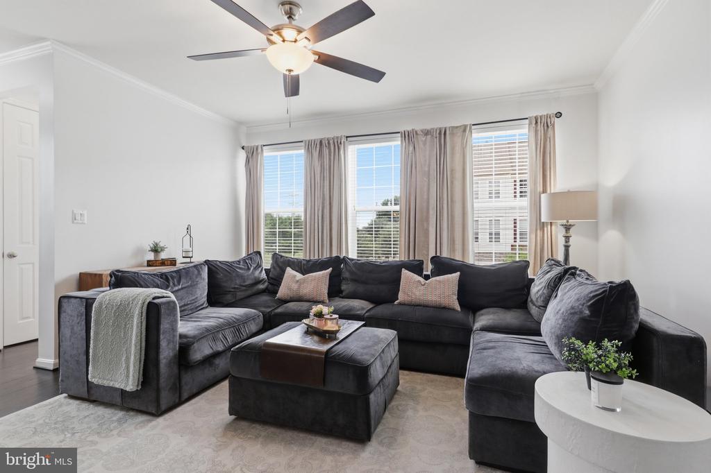 42251 DEAN CHAPEL SQUARE