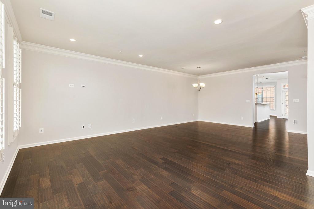 23694 HOPEWELL MANOR TERRACE