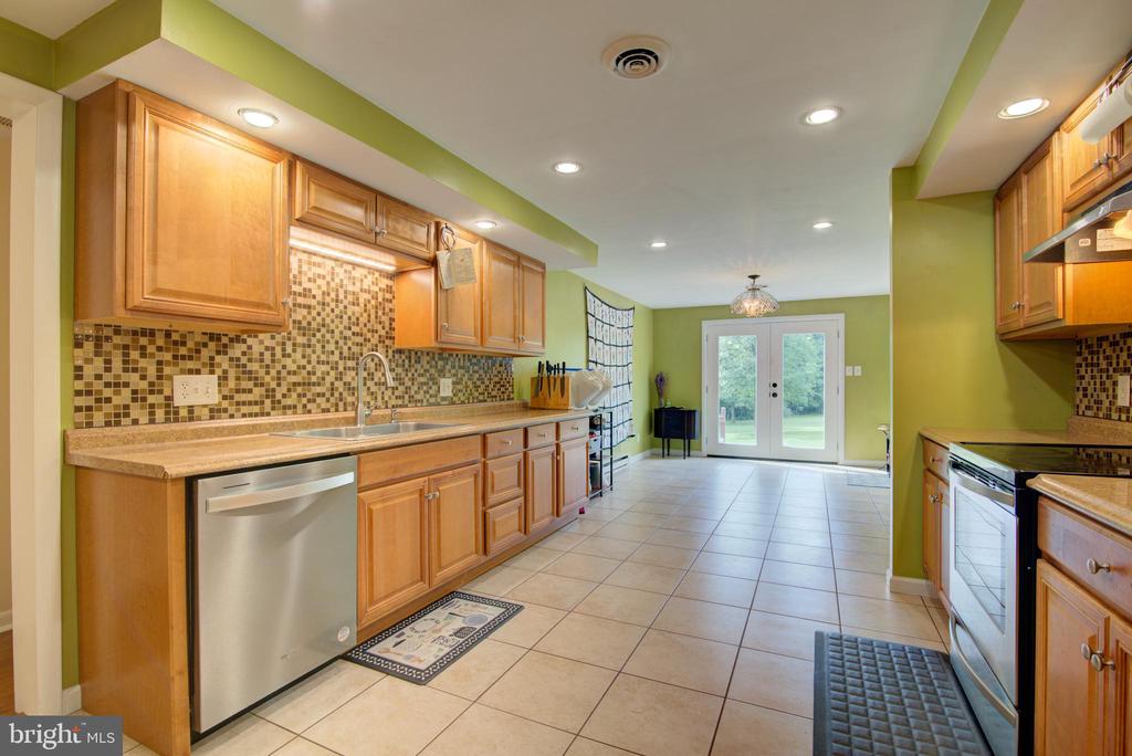 14740 CHAPEL LANE