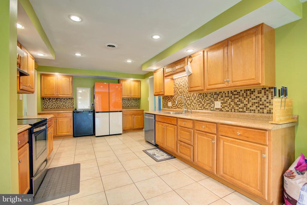 14740 CHAPEL LANE