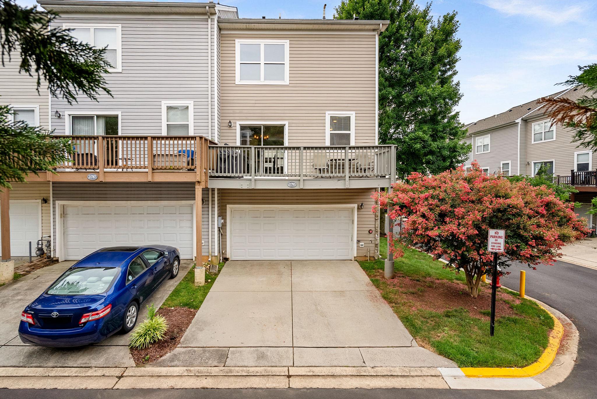 21785 DRAGONS GREEN SQUARE Unit: 21785