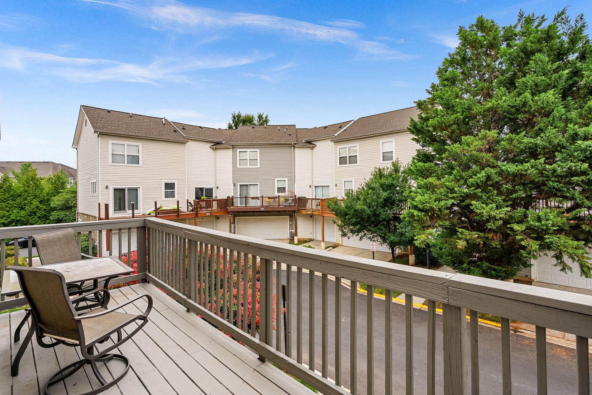 21785 DRAGONS GREEN SQUARE Unit: 21785