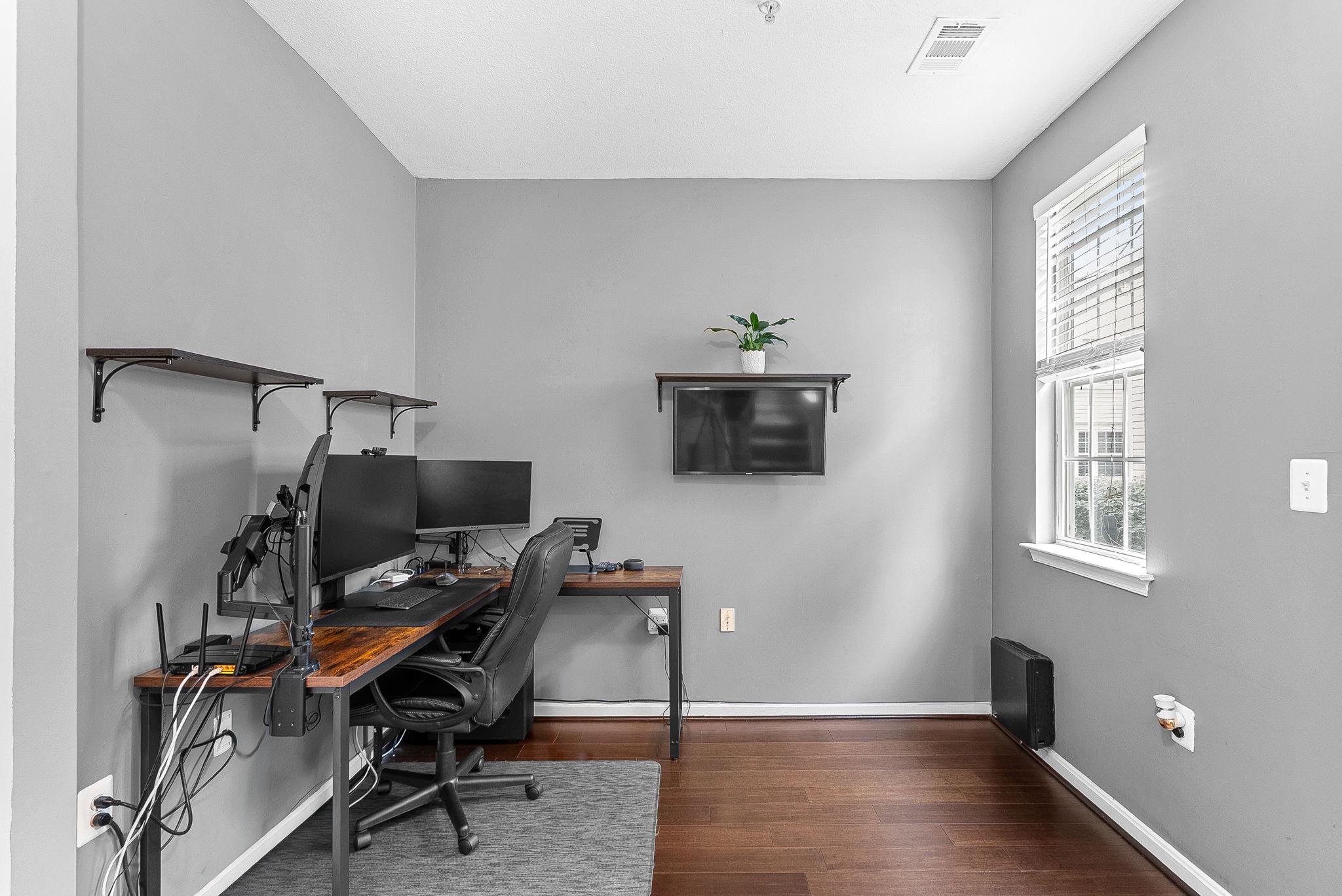 21785 DRAGONS GREEN SQUARE Unit: 21785