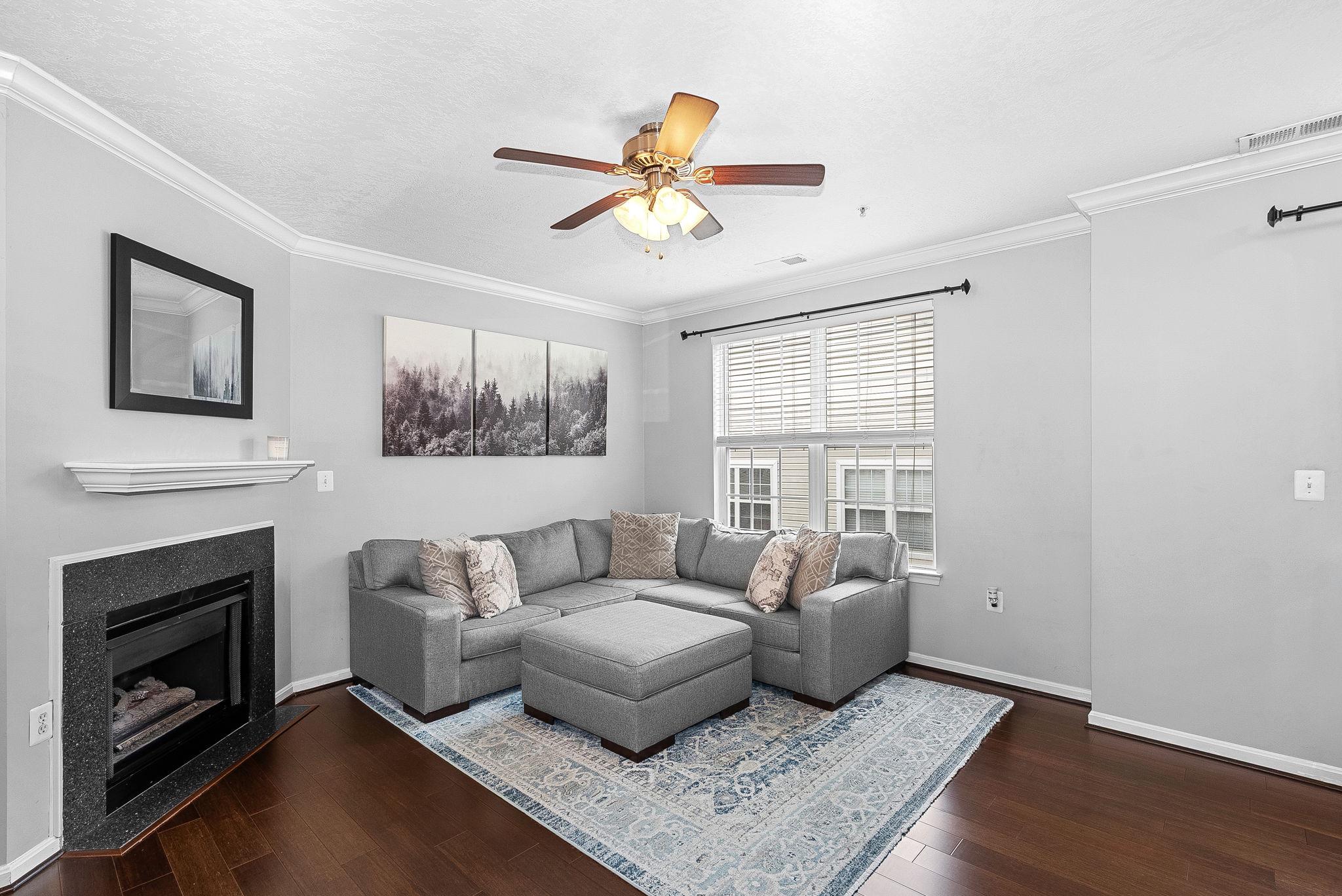 21785 DRAGONS GREEN SQUARE Unit: 21785