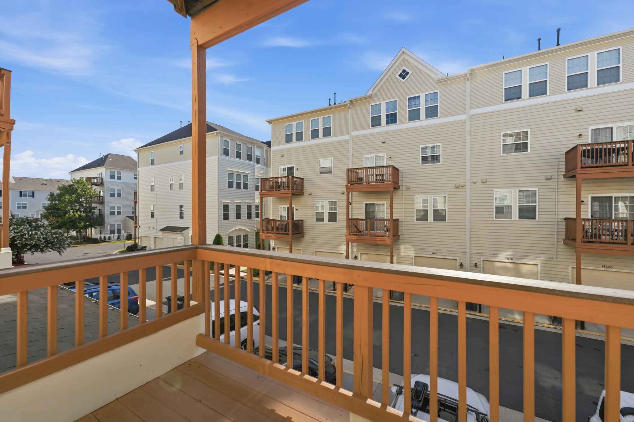 24678 BYRNE MEADOW SQUARE