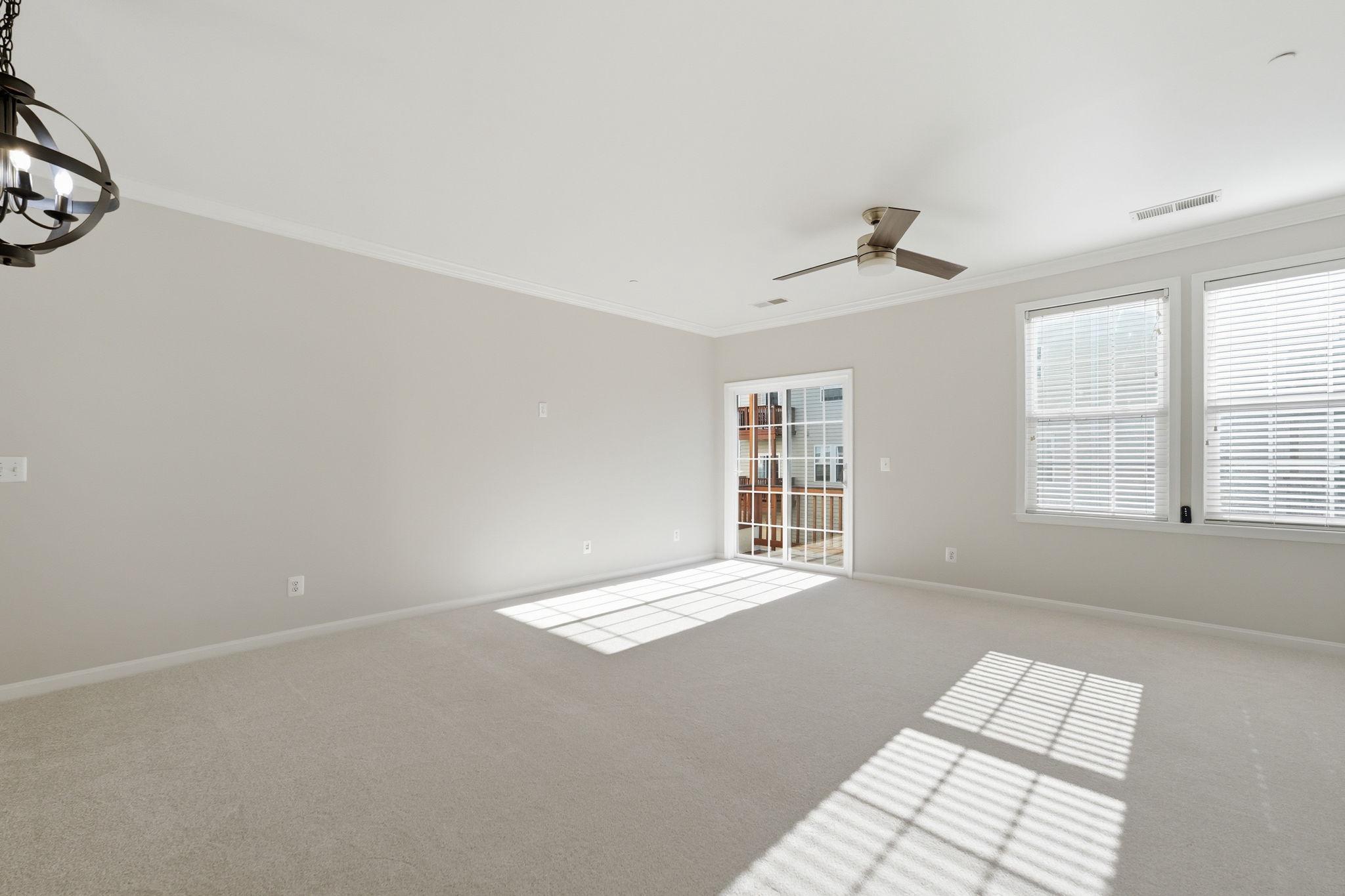 24678 BYRNE MEADOW SQUARE