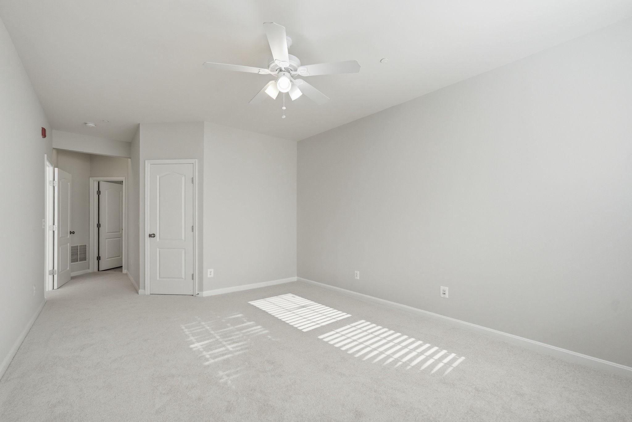 24678 BYRNE MEADOW SQUARE