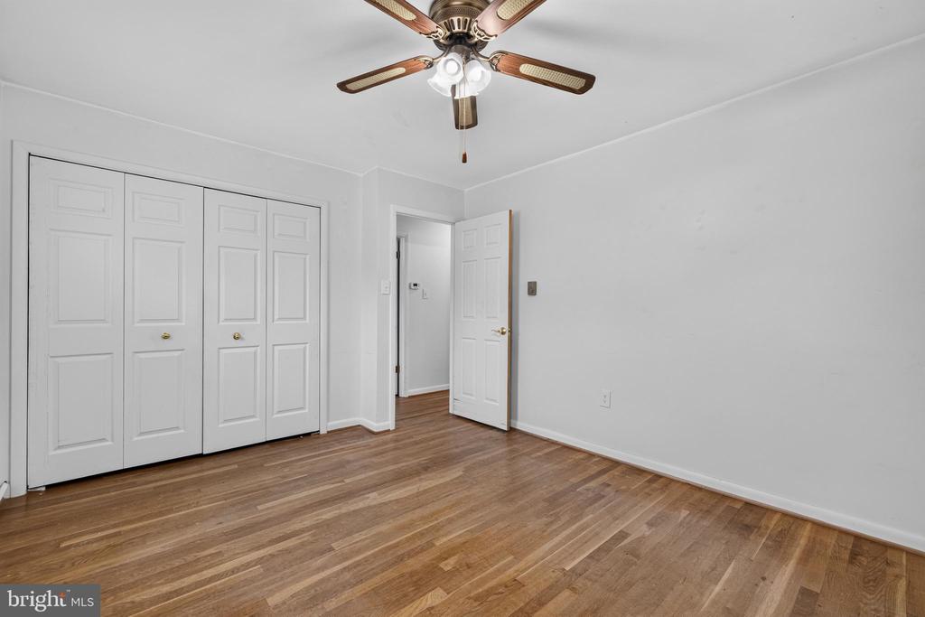19 HAMILTON TERRACE DRIVE