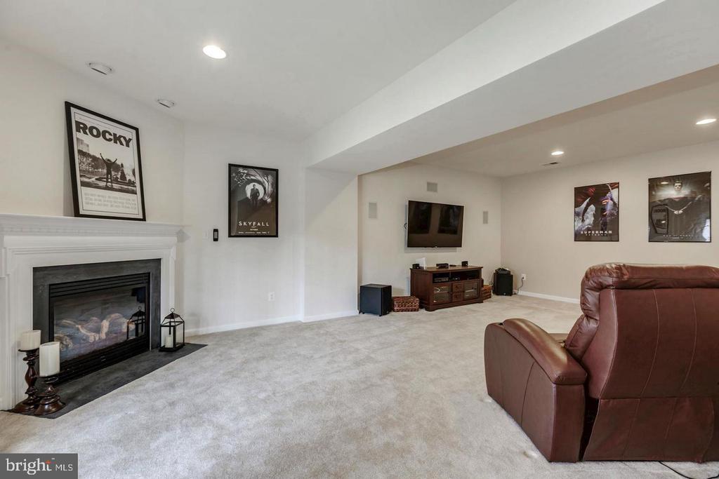 22941 CHINKAPIN OAK TERRACE