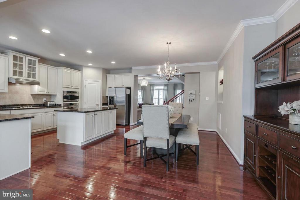 22941 CHINKAPIN OAK TERRACE