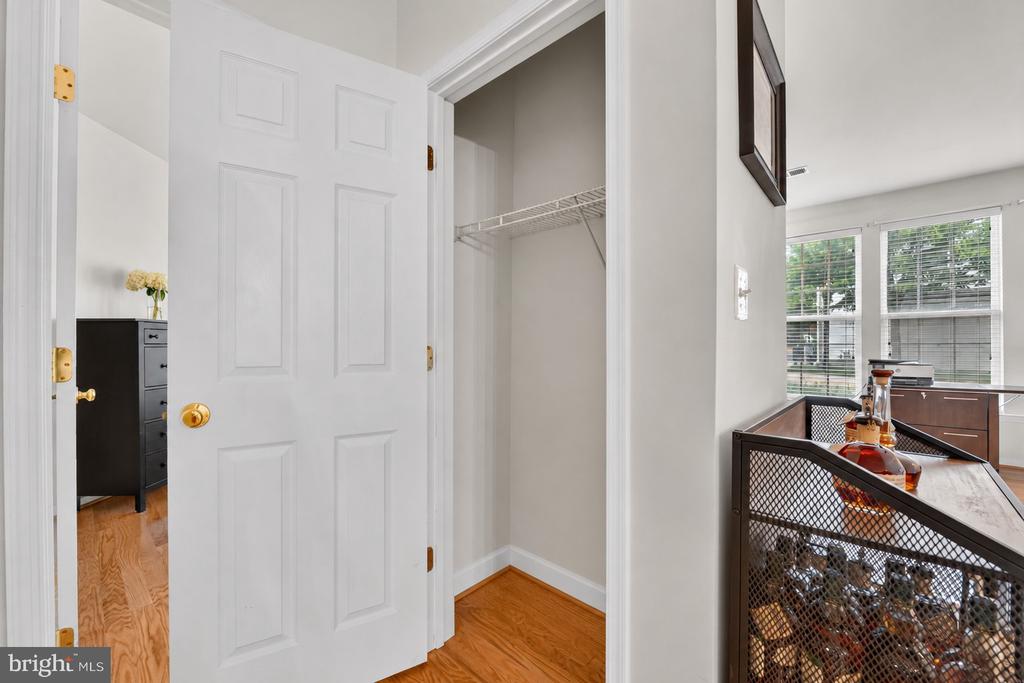 43081 ZANDER TERRACE