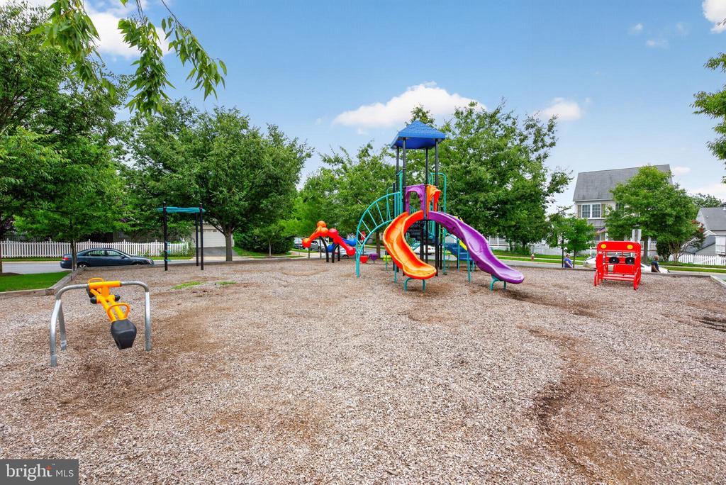 43081 ZANDER TERRACE