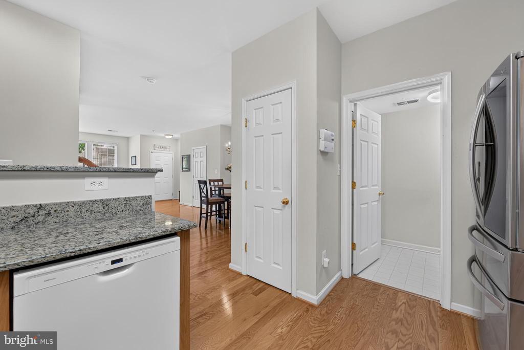 43081 ZANDER TERRACE