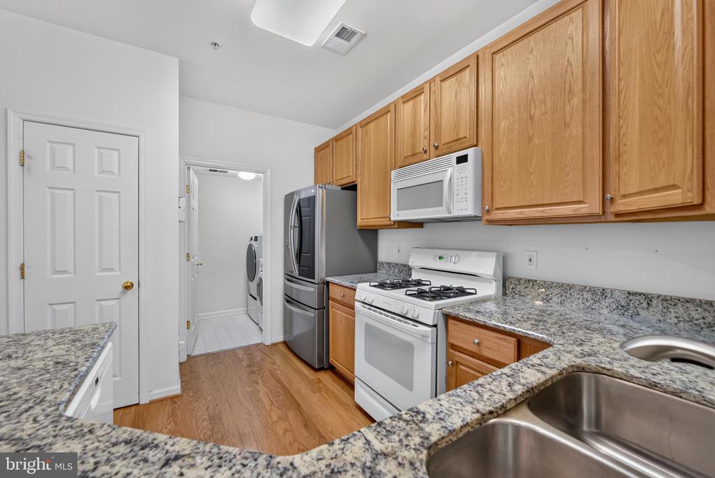 43081 ZANDER TERRACE